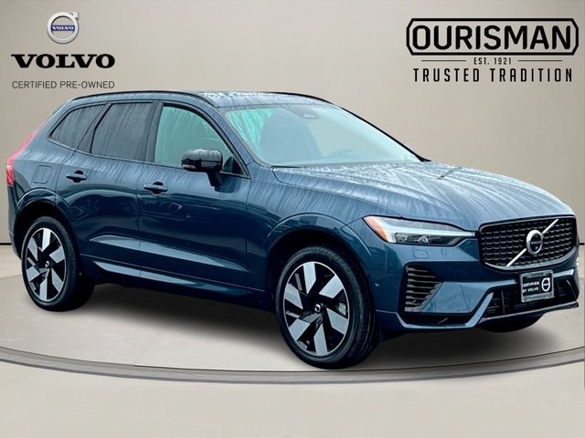 2025 Volvo XC60 Plug-In Hybrid T8 Plus SUV