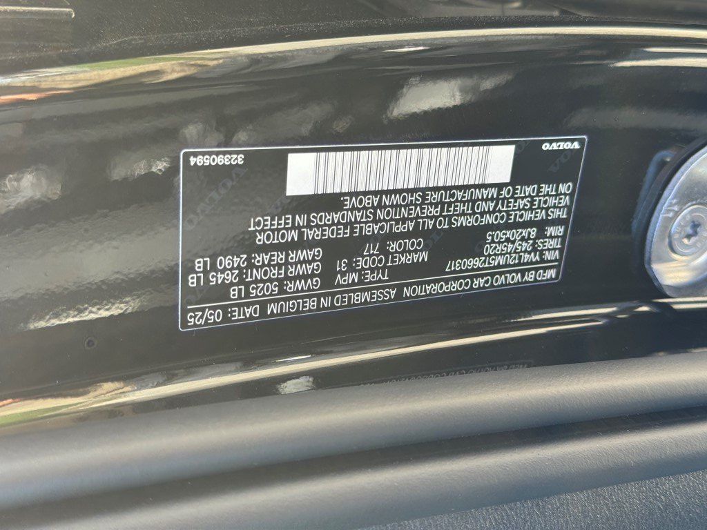 2026 Volvo XC40 Ultra - Photo 32