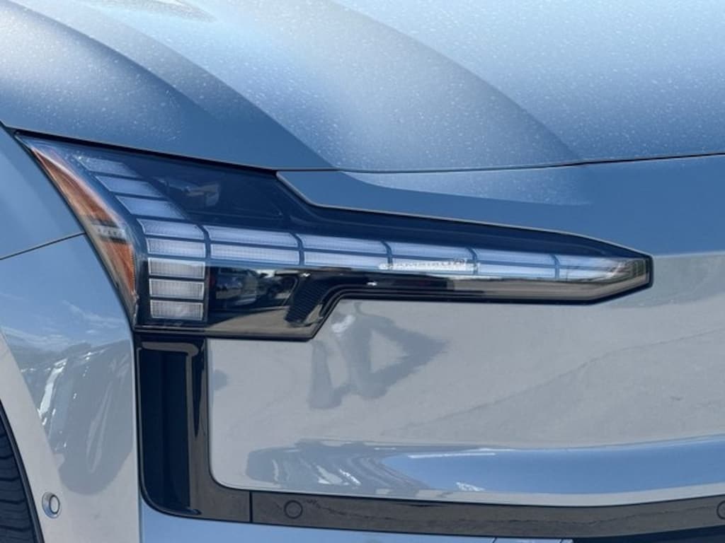 New 2025 Volvo EX30 Twin Motor Ultra SUV