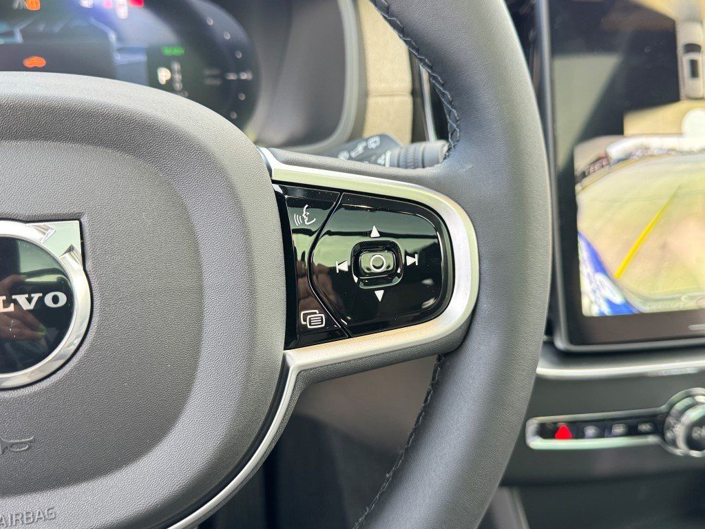 2026 Volvo XC90 Plus - Photo 26