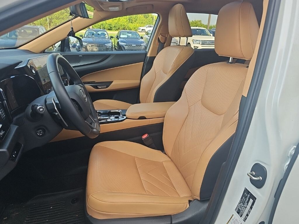Used 2025 Lexus NX 450h+ Luxury SUV