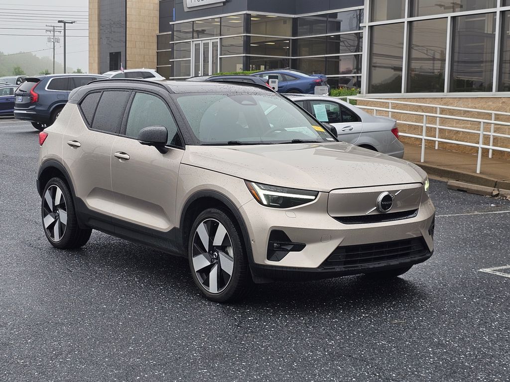 2023 Volvo XC40 P8 Recharge Ultimate AWD's photo