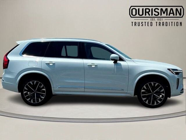 2026 Volvo XC90 B5 photo 2