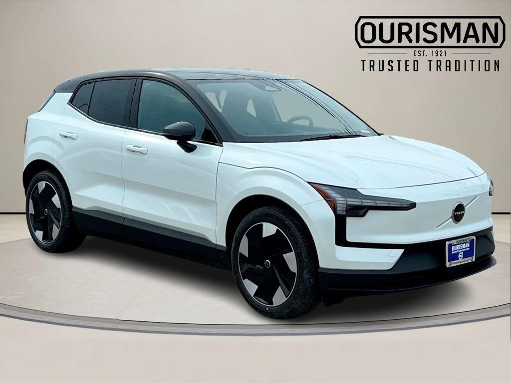 2026 Volvo EX30 Single Motor Plus's photo