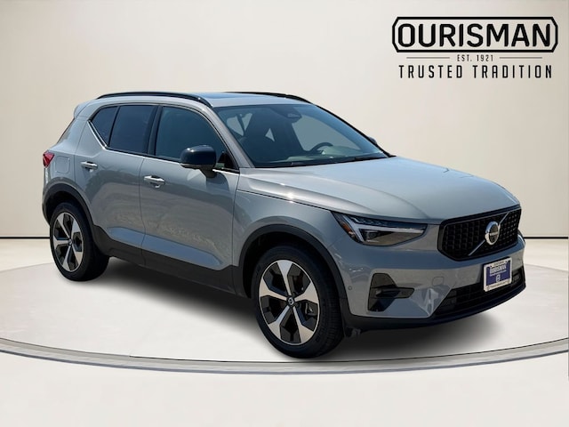 2026 Volvo XC40 B5 Plus SUV