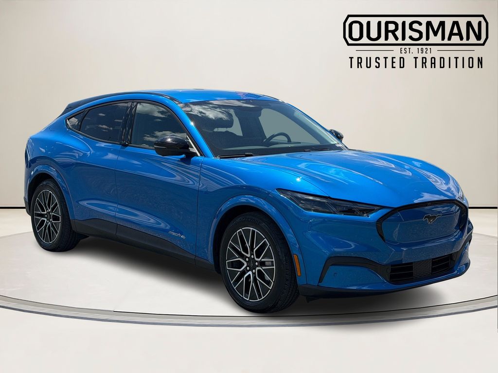 2025 Ford Mustang-Mach-e Premium's photo