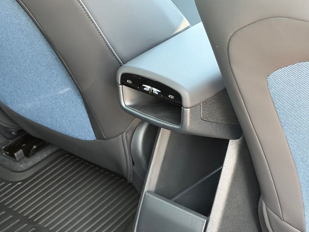2026 Volvo EX30 Plus - Photo 12