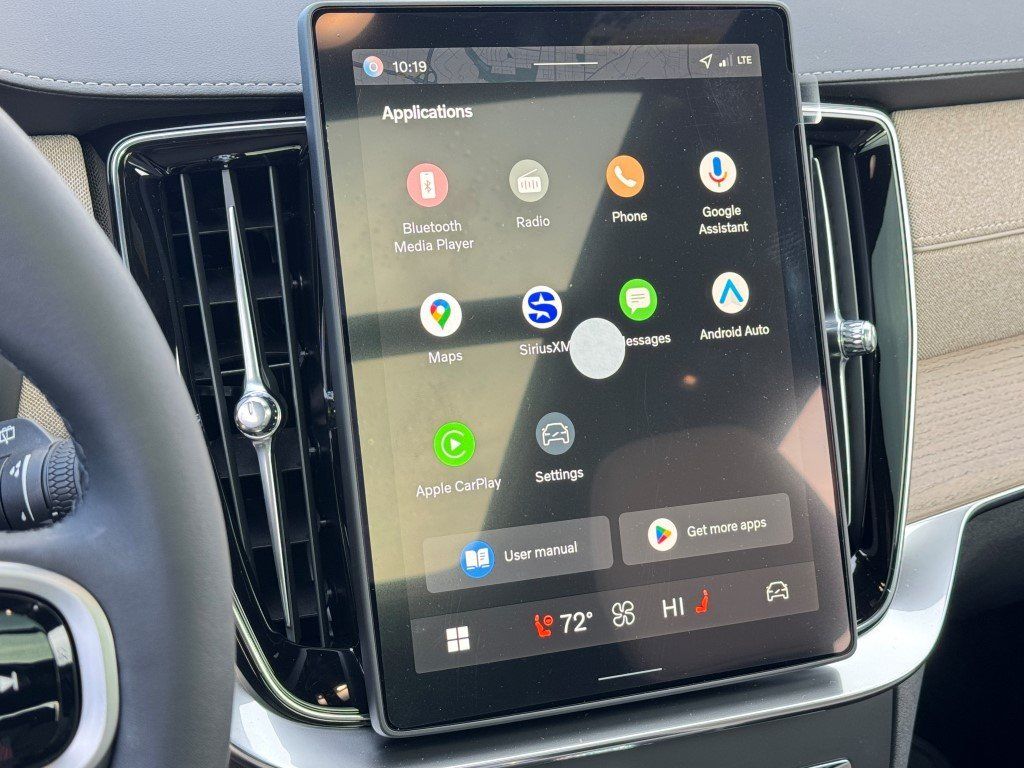 2026 Volvo XC90 Plus - Photo 23