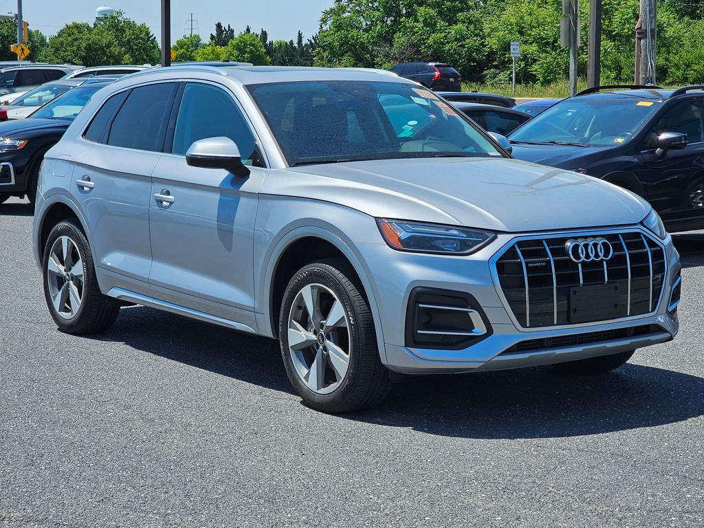 2023 Audi Q5 40 Premium's photo