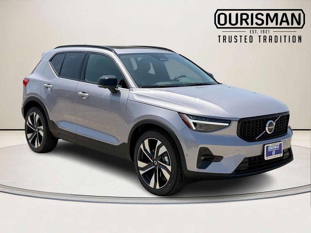 Used 2026 Volvo XC40 B5 Plus SUV