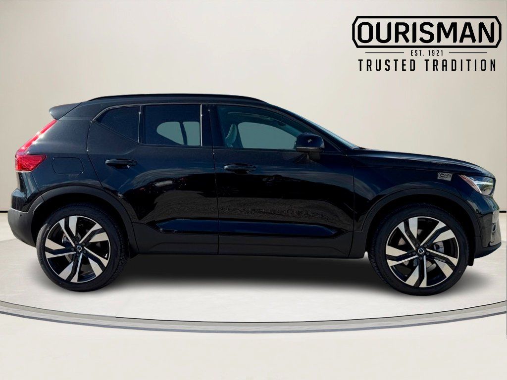 2026 Volvo XC40 Ultra - Photo 6