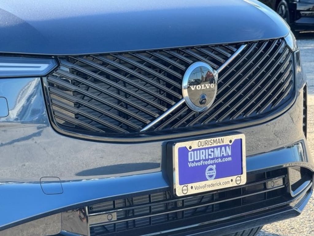 New 2026 Volvo XC90 B6 Ultra Dark Theme 7-Seater SUV