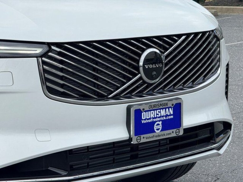 New 2026 Volvo XC90 plug-in hybrid T8 Ultra 7-Seater SUV