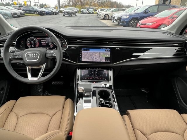 2025 Audi Q7 55 Prestige photo 2