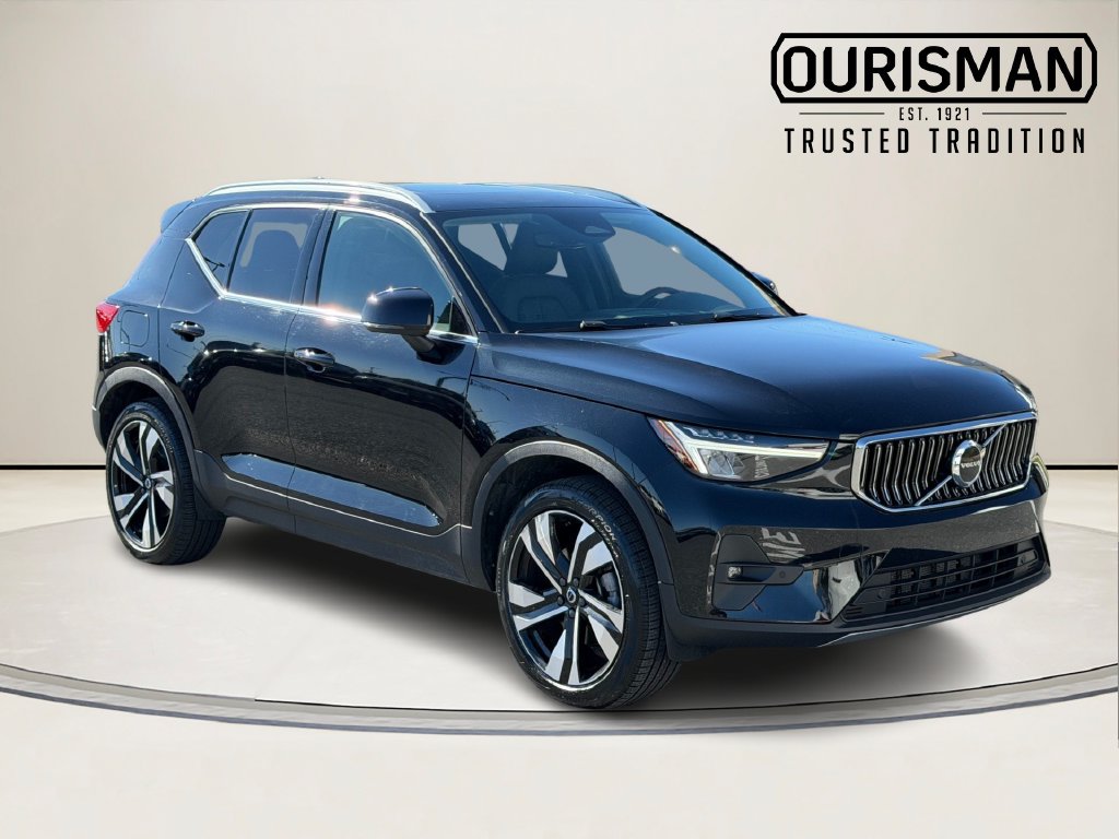 2023 Volvo XC40