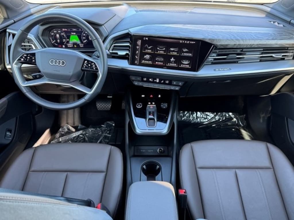 Used 2024 Audi Q4 e-tron Prestige SUV