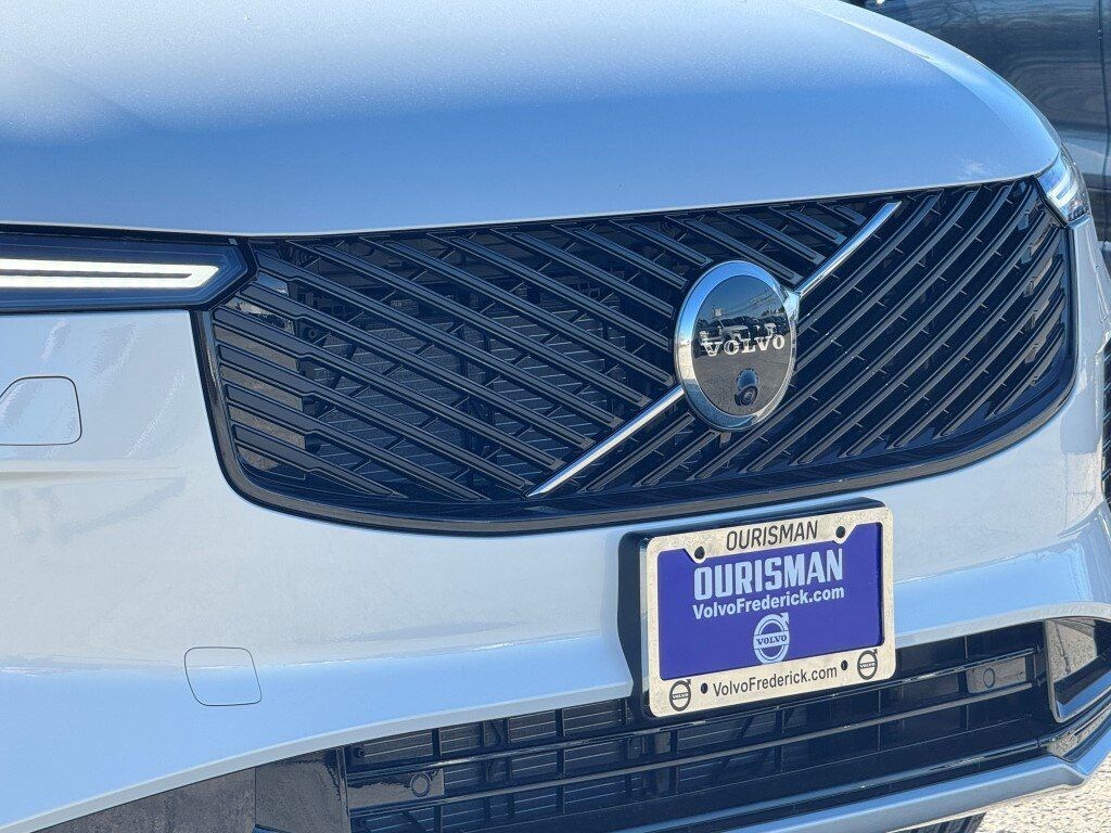 Used 2026 Volvo XC90 B6 Ultra Dark Theme 7-Seater SUV