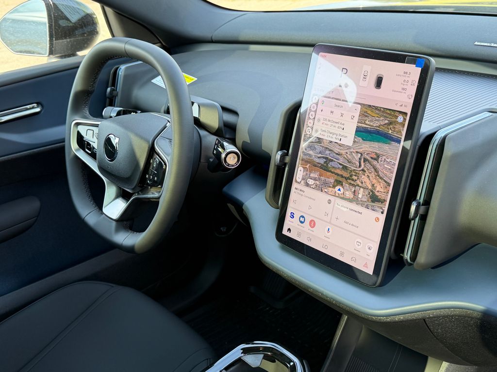 2026 Volvo EX30 Plus - Photo 7