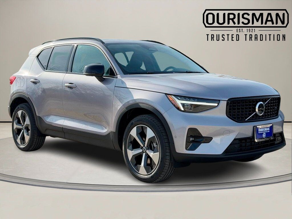 New 2026 Volvo XC40 B5 Plus SUV