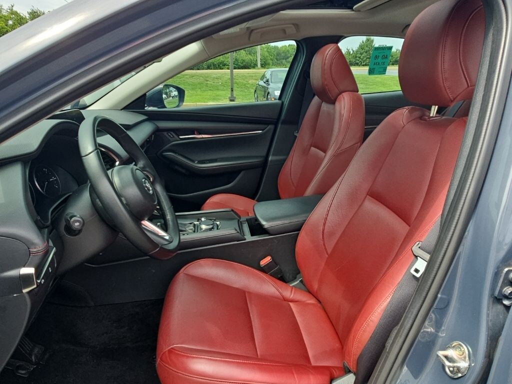 Used 2025 Mazda Mazda3 2.5 S Carbon Edition Sedan