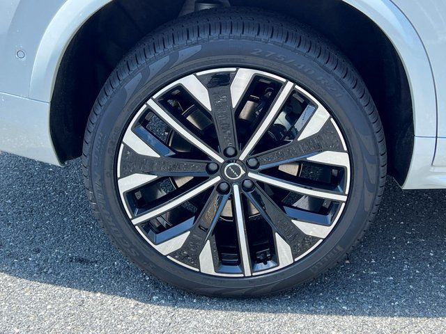 2026 Volvo XC90 Ultra - Photo 6