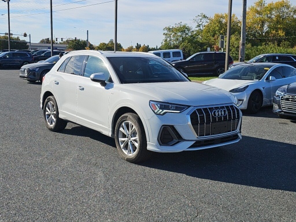 Certified 2025 Audi Q3 Premium Plus SUV