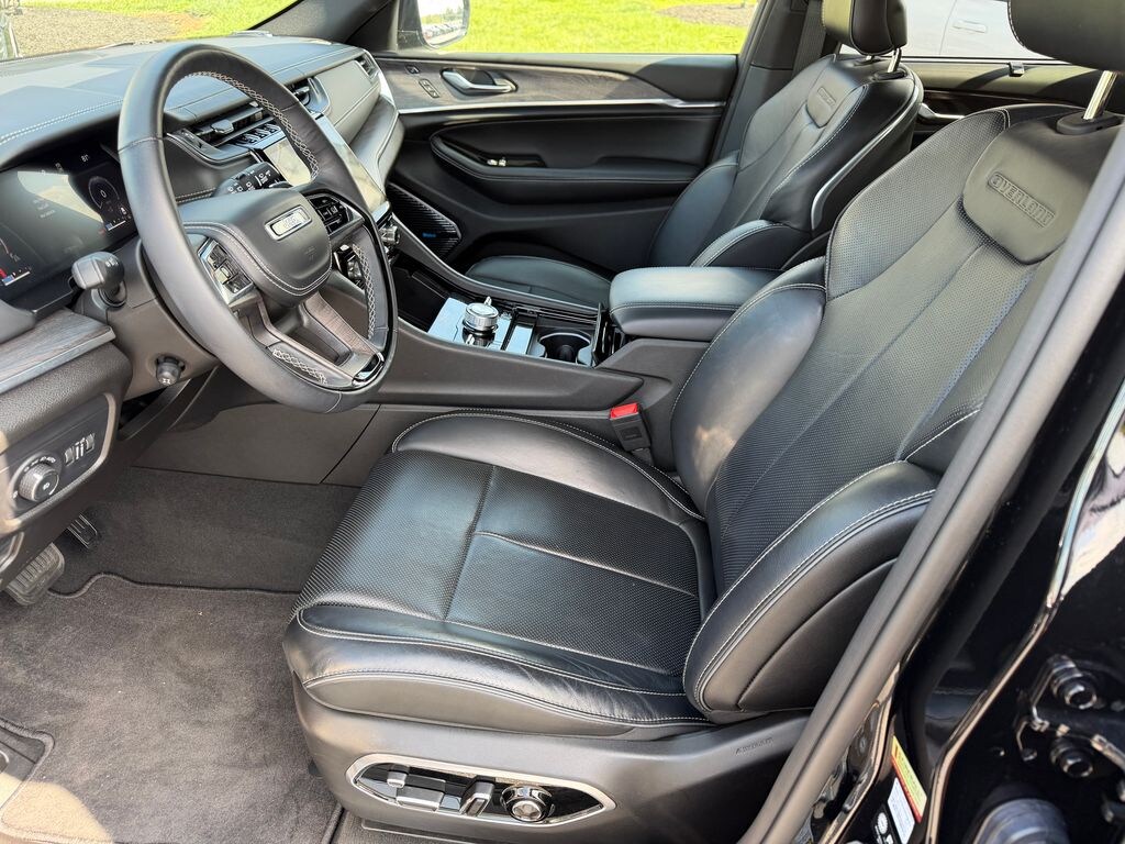 Used 2024 Jeep Grand Cherokee Overland SUV