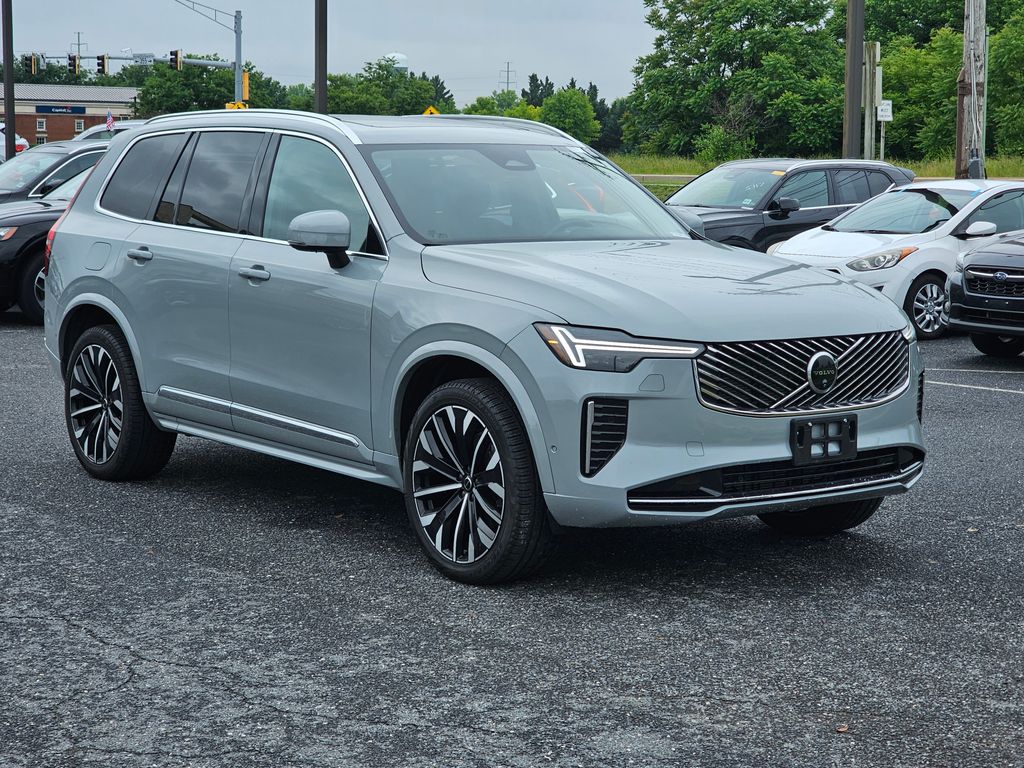 2025 Volvo XC90 B6 Plus Bright 7-Seater 4WD's photo