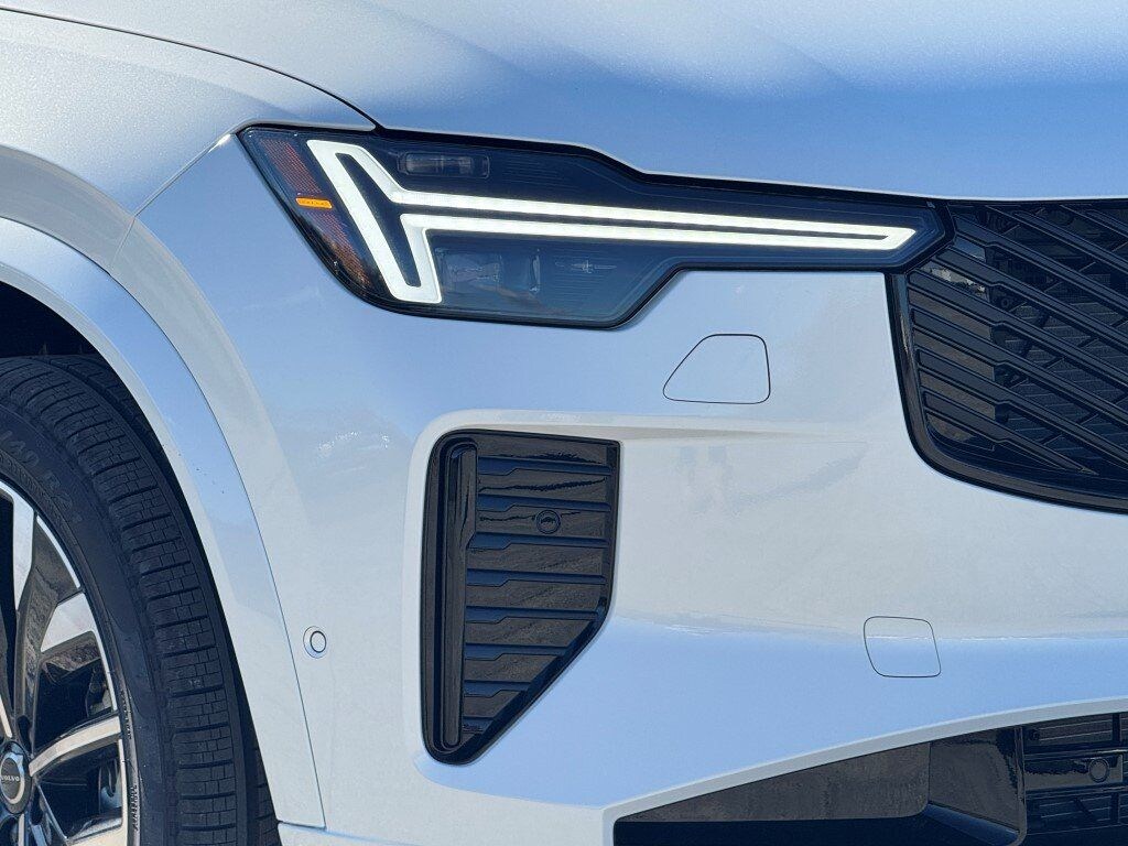 Used 2026 Volvo XC90 B6 Ultra Dark Theme 7-Seater SUV