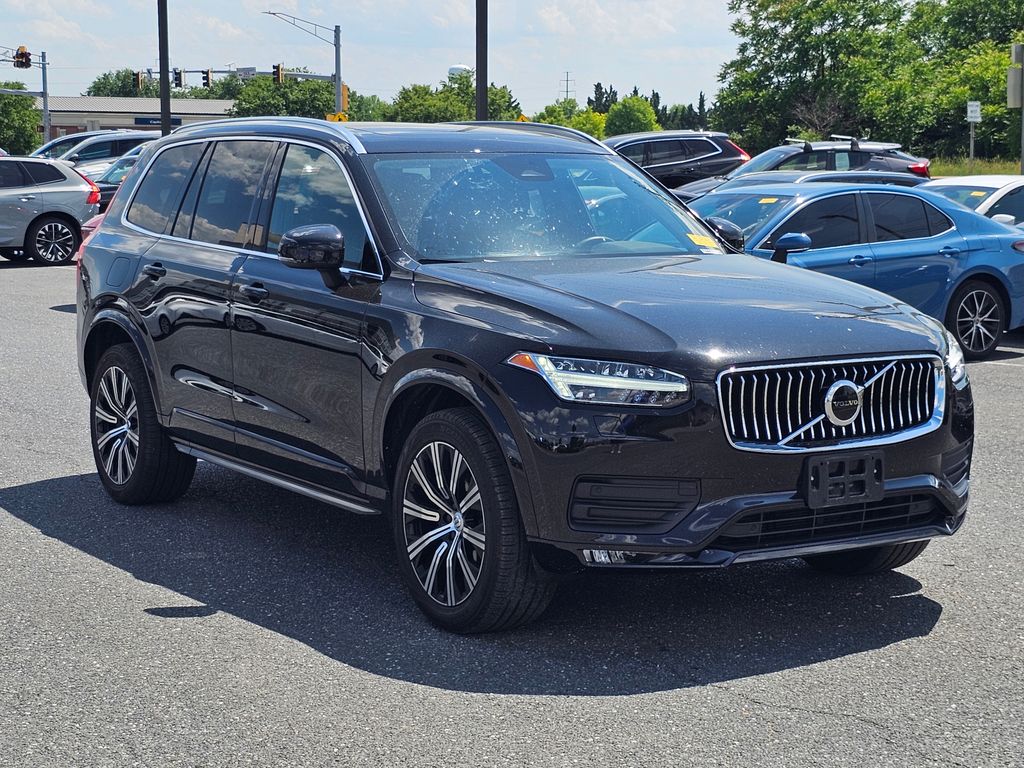 2023 Volvo XC90 B6 Core 4WD's photo