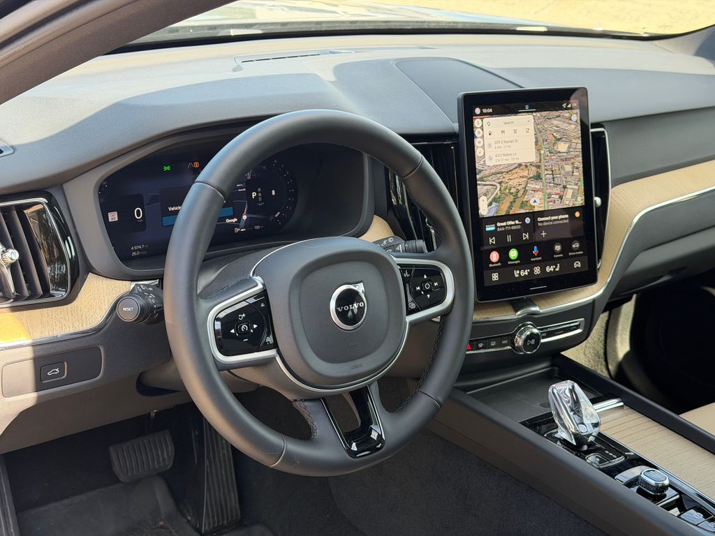 2026 Volvo XC60 Plus - Photo 15