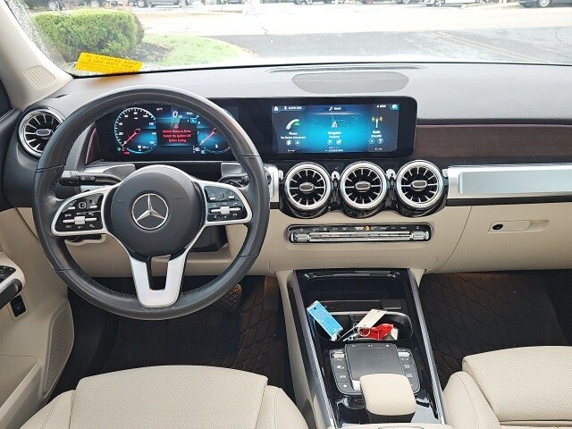 2022 Mercedes Benz GLB 250 photo 2