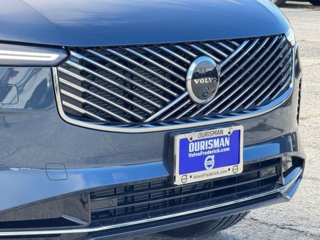 New 2026 Volvo XC90 B6 Plus 6-Seater SUV