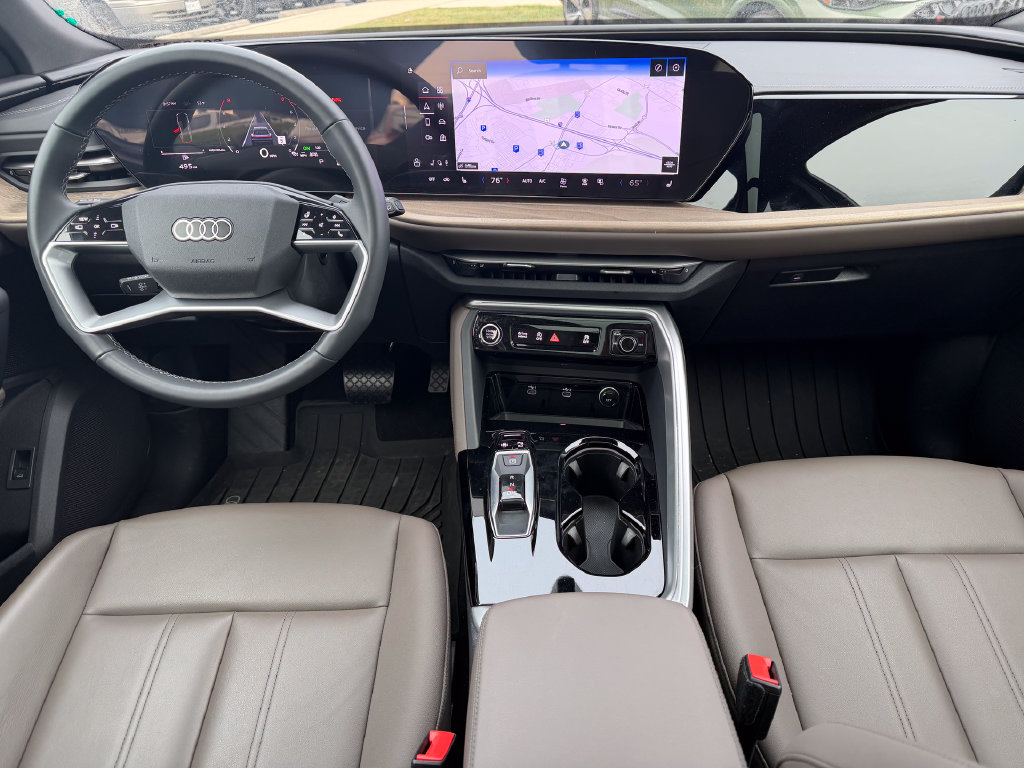Used 2025 Audi Q5 2.0T Premium SUV