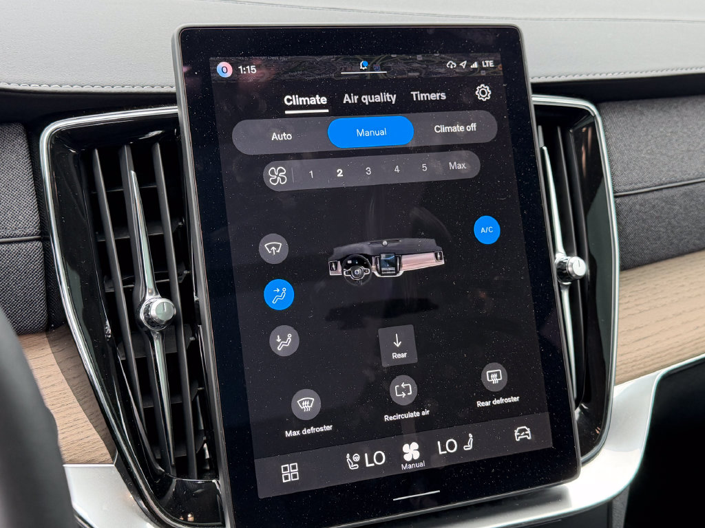 2026 Volvo XC90 Plus - Photo 25