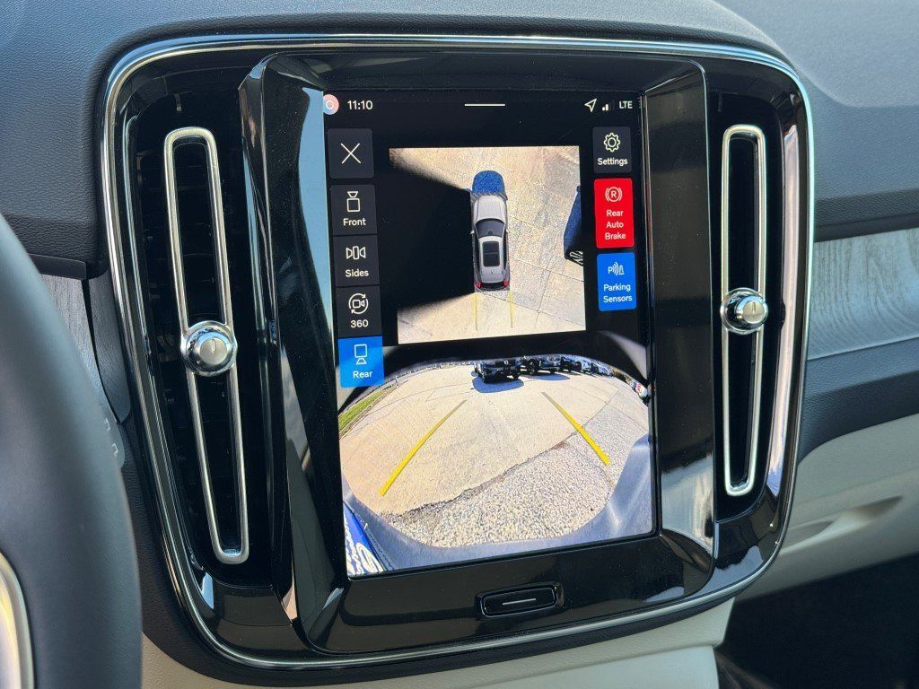 2026 Volvo XC40 Ultra - Photo 25