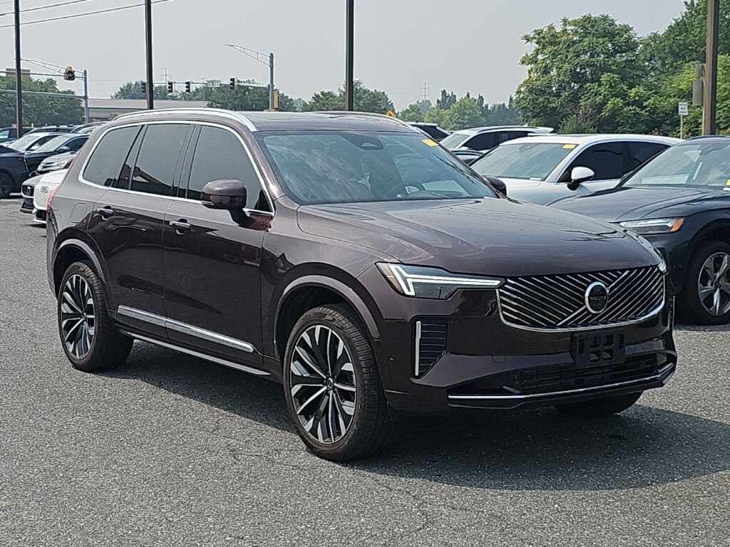 Used 2025 Volvo XC90 Plug-In Hybrid T8 Ultra SUV