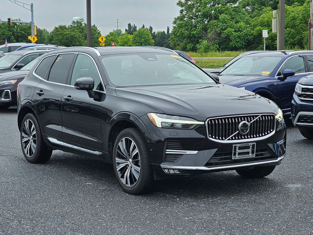 2023 Volvo XC60 B5 Ultimate Bright Theme AWD's photo
