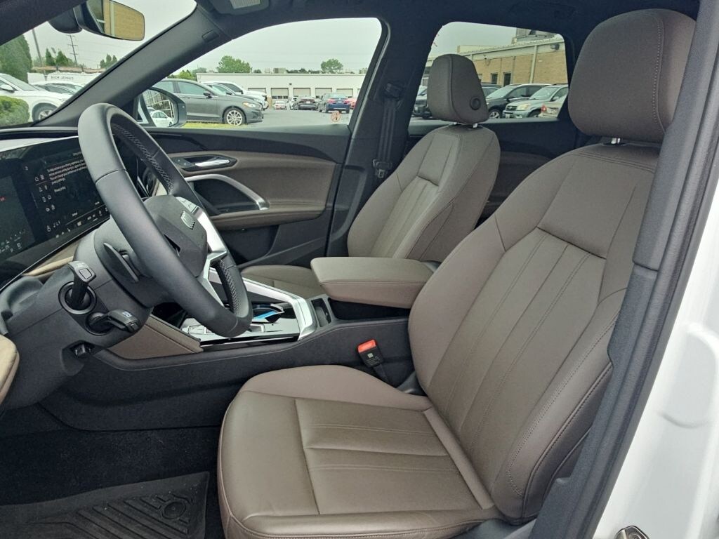 Used 2025 Audi Q5 2.0T Premium SUV
