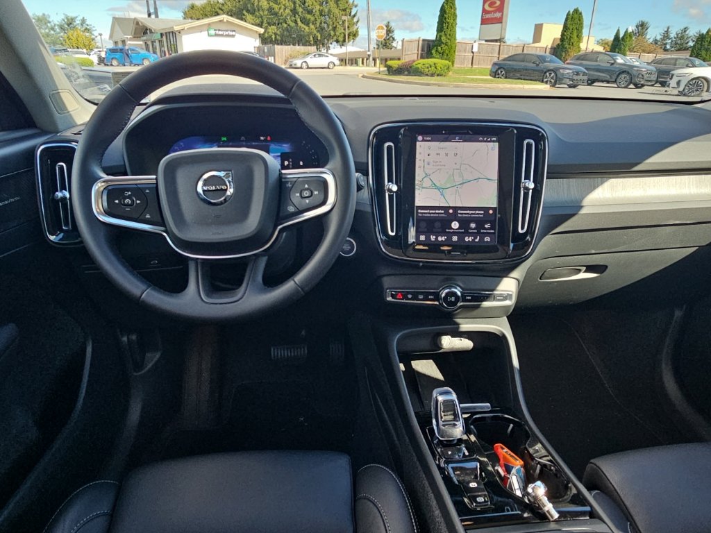 Certified 2024 Volvo XC40 Ultimate SUV