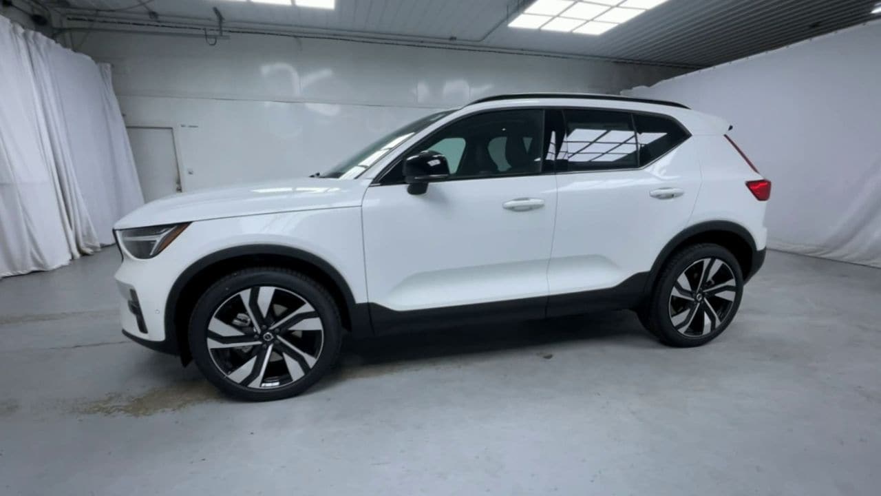 2026 Volvo XC40 Ultra - Photo 7
