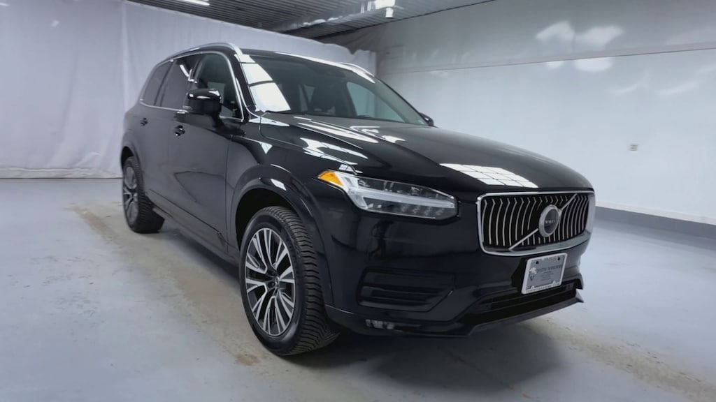 Used 2020 Volvo XC90 T6 Momentum SUV