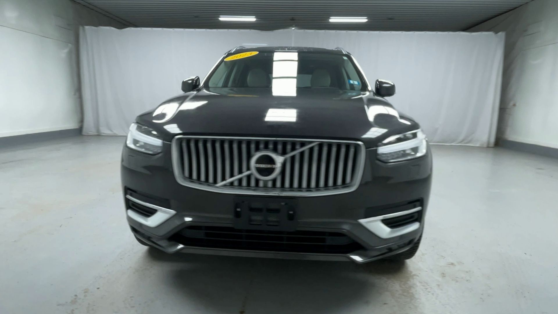 2023 Volvo XC90 Plus photo 4