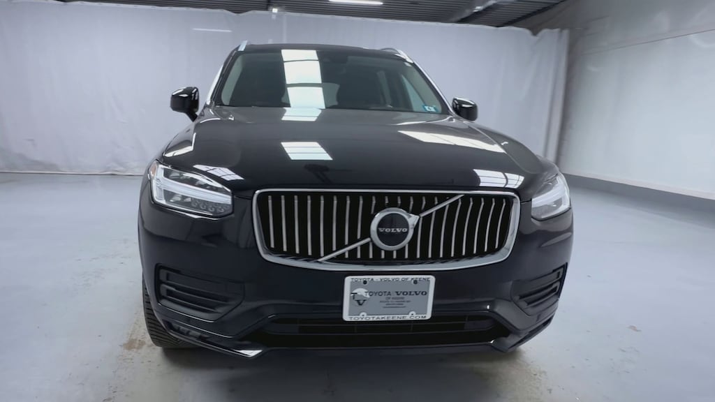 Used 2020 Volvo XC90 T6 Momentum SUV