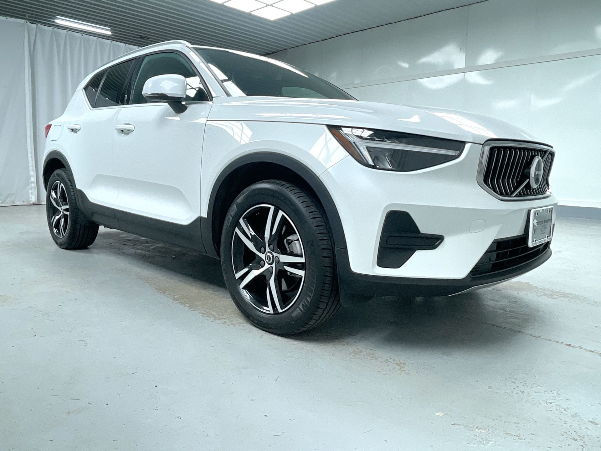 2025 Volvo XC40