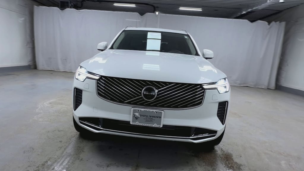 New 2026 Volvo XC90 plug-in hybrid T8 Ultra 6-Seater SUV