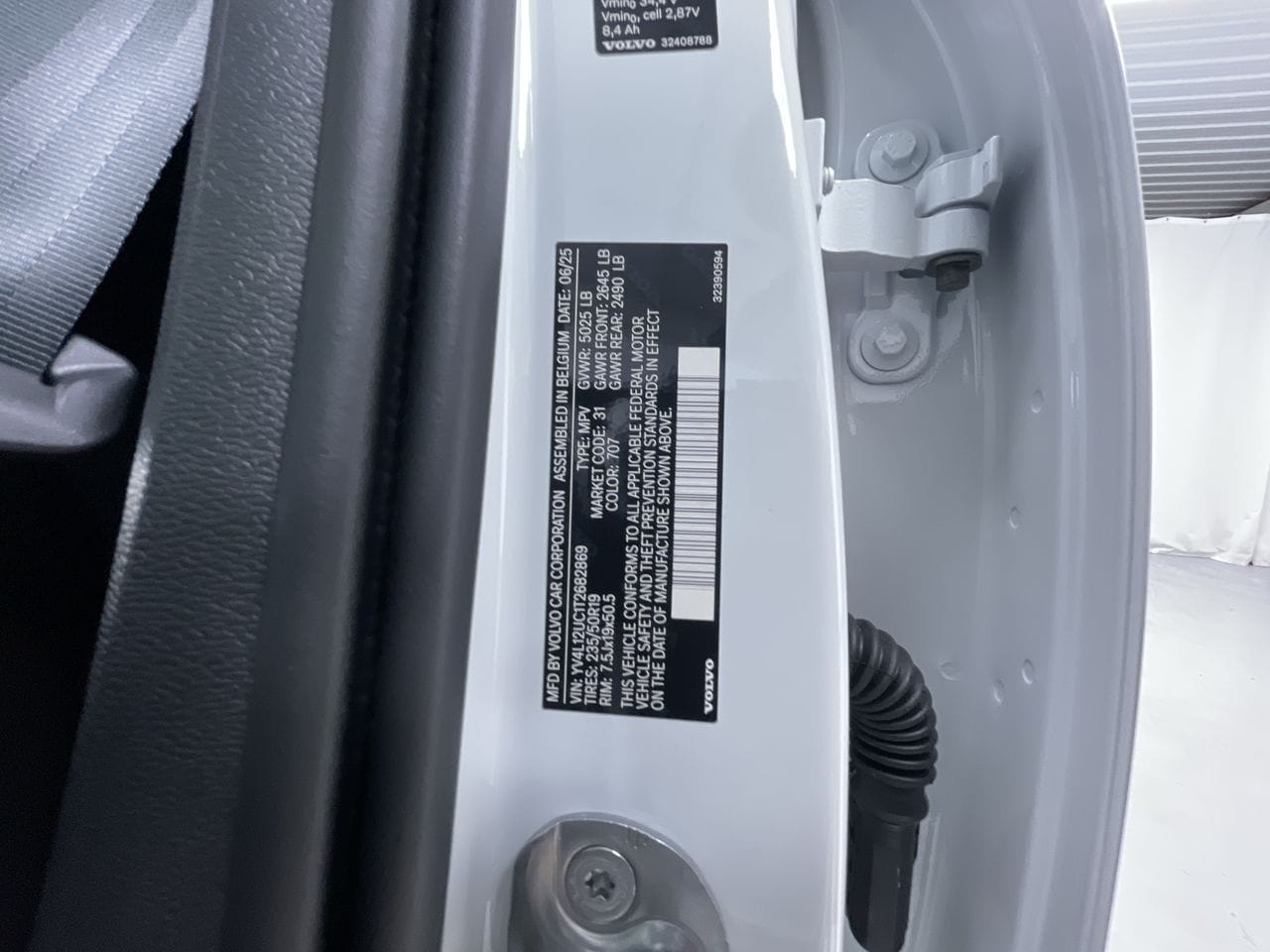 2026 Volvo XC40 Plus - Photo 23