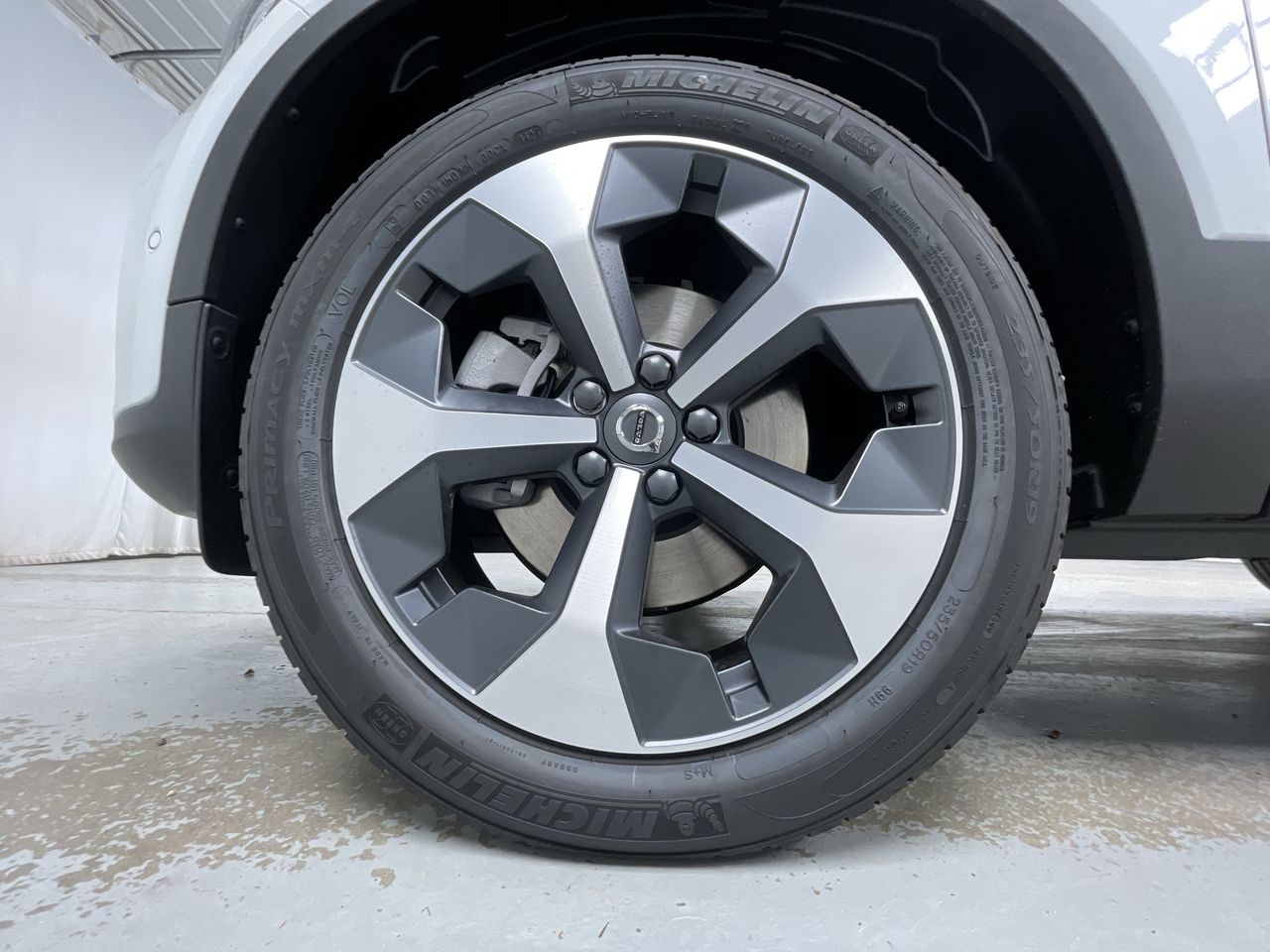 2026 Volvo XC40 Plus - Photo 22