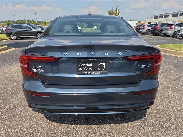 2024 Volvo S60 B5 Plus photo 4