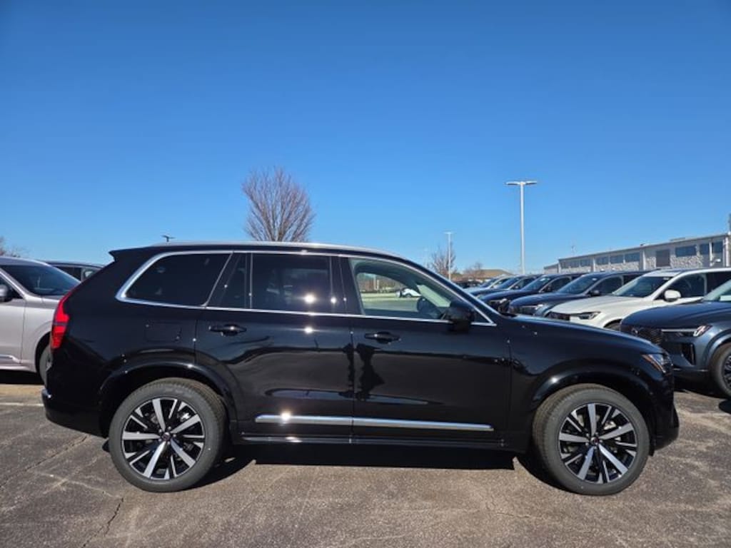 New 2026 Volvo XC90 B6 Core SUV